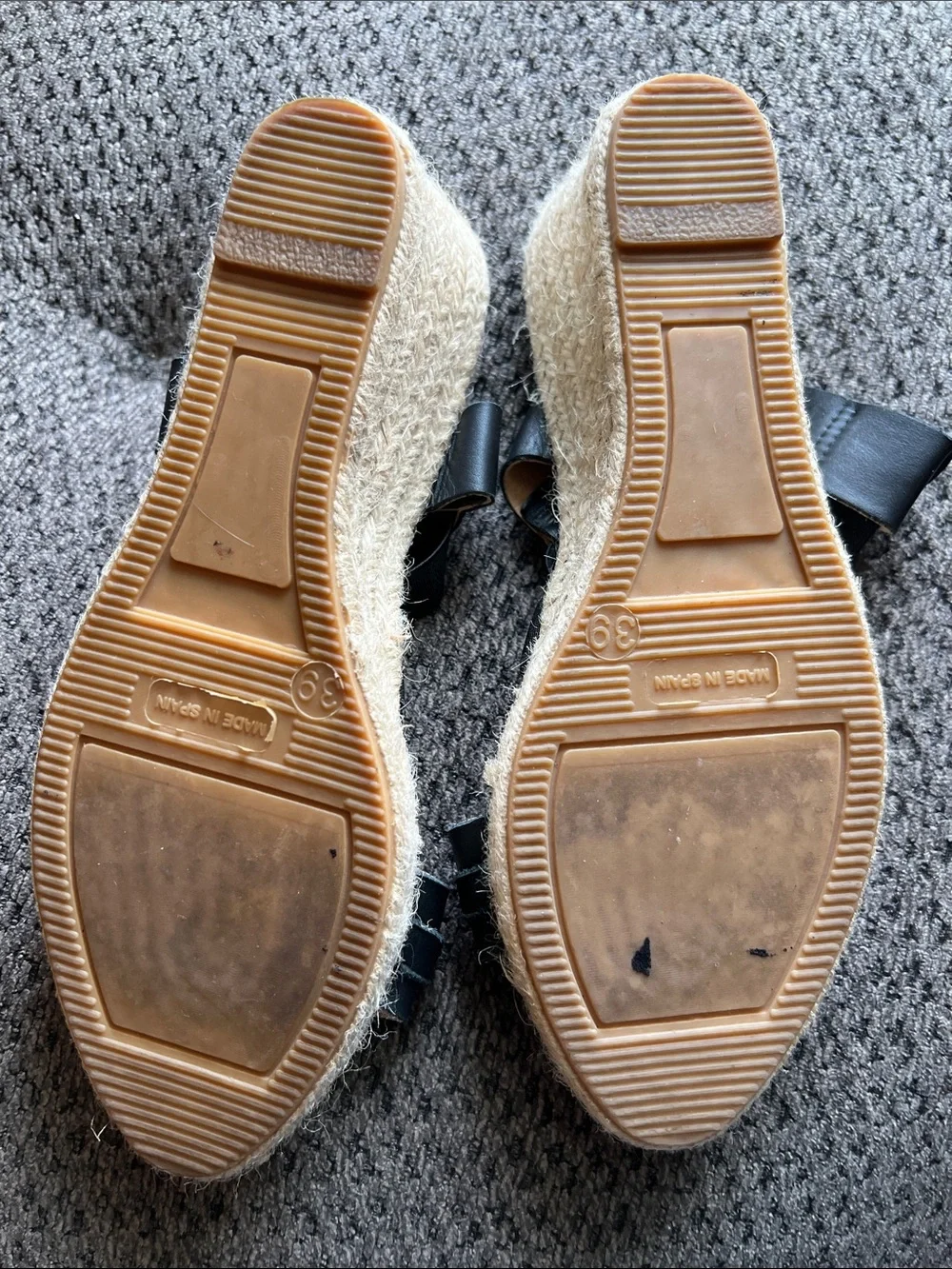 Maypol Black Espadrille Wedge Sandals with Gold Chain Accent Sz 39